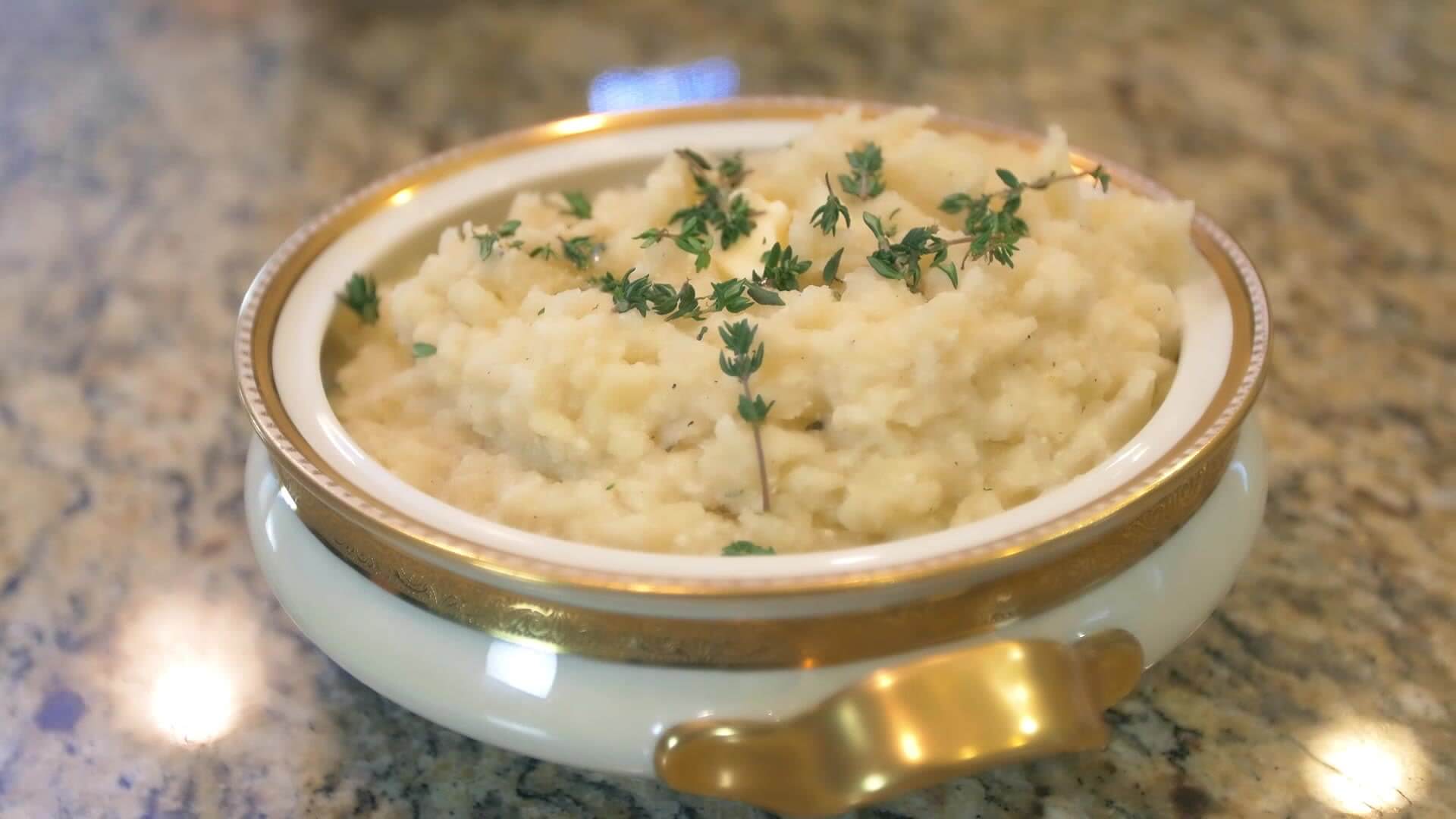 Ali in the Valley – Garlic Mashed Potatoes